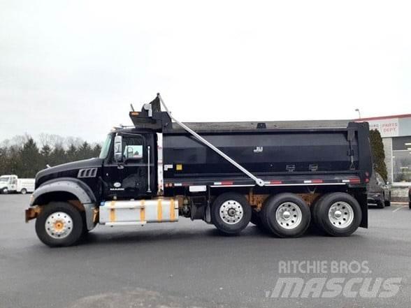 Mack GRANITE GU713 Sora- ja kippiautot