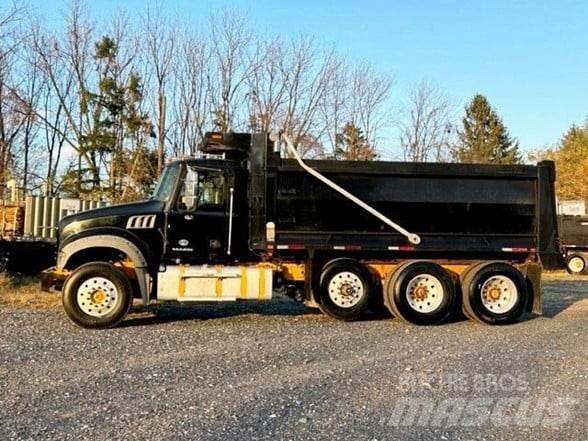 Mack GRANITE GU713 Sora- ja kippiautot
