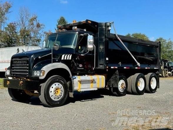 Mack GRANITE GU713 Sora- ja kippiautot