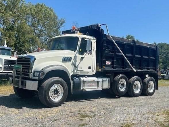 Mack GRANITE GU713 Sora- ja kippiautot