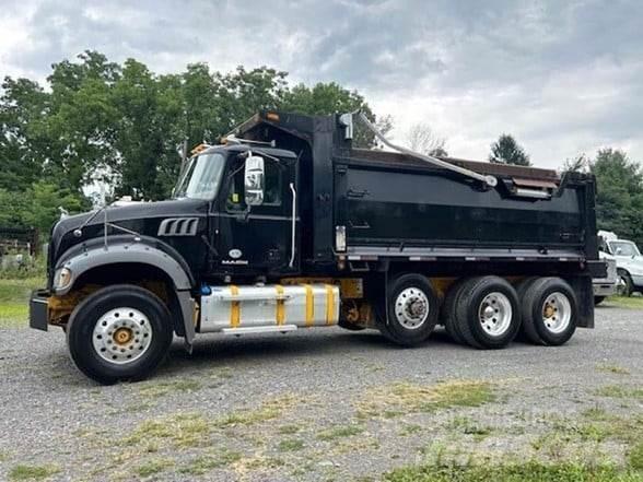 Mack GRANITE GU713 Sora- ja kippiautot