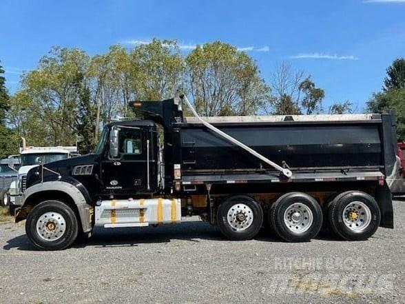 Mack GRANITE GU713 Sora- ja kippiautot