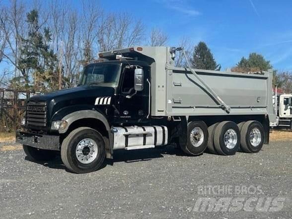 Mack GRANITE GU713 Sora- ja kippiautot