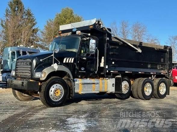 Mack GRANITE GU713 Sora- ja kippiautot