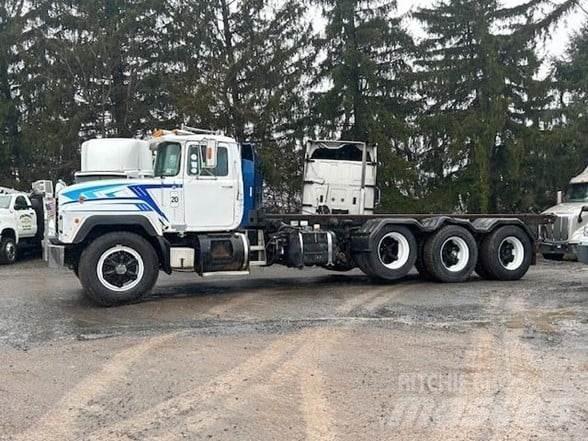 Mack RD690 Jäteautot