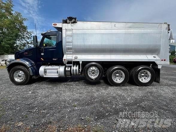 Peterbilt 567 Sora- ja kippiautot
