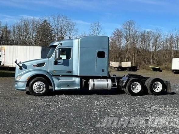 Peterbilt 579 Vetopöytäautot