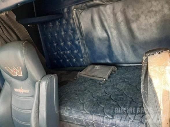 Western Star 4900 Vetopöytäautot