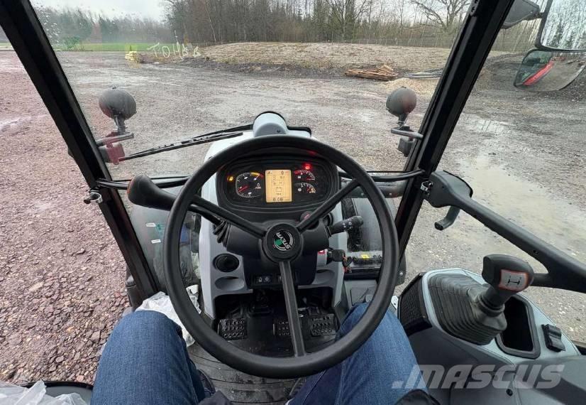 Steyr 4065 Kompakt S Traktorit