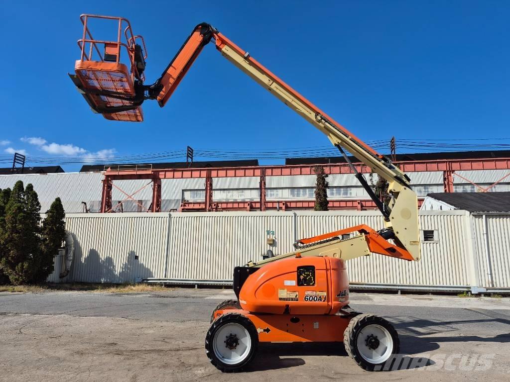 JLG 600 AJ Kuukulkijat