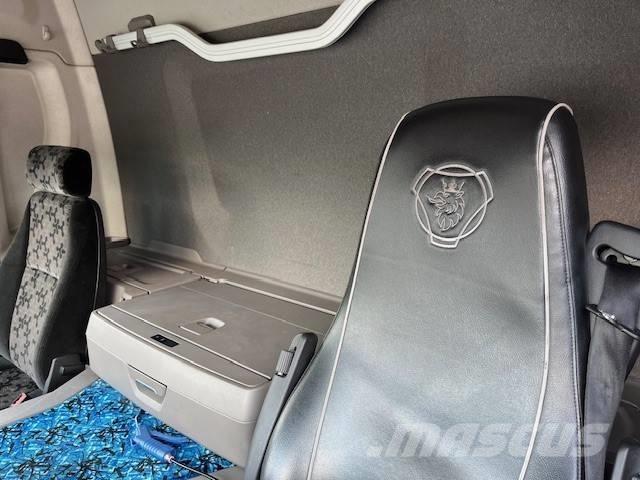 Scania P 370 Pressukapelli kuorma-autot