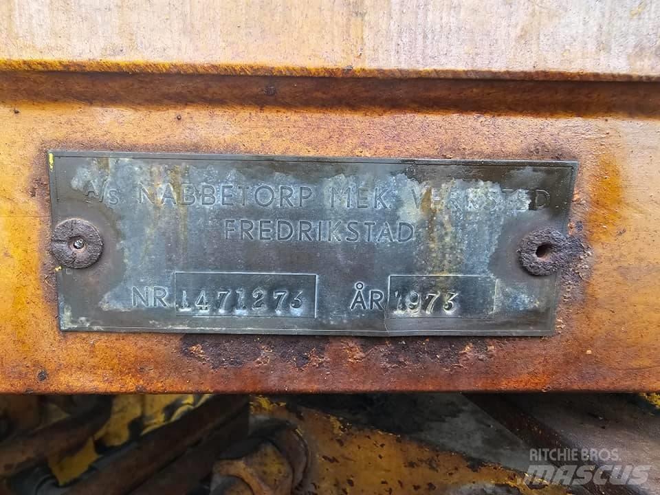 Leyland 270 Kaivurikuormaajat