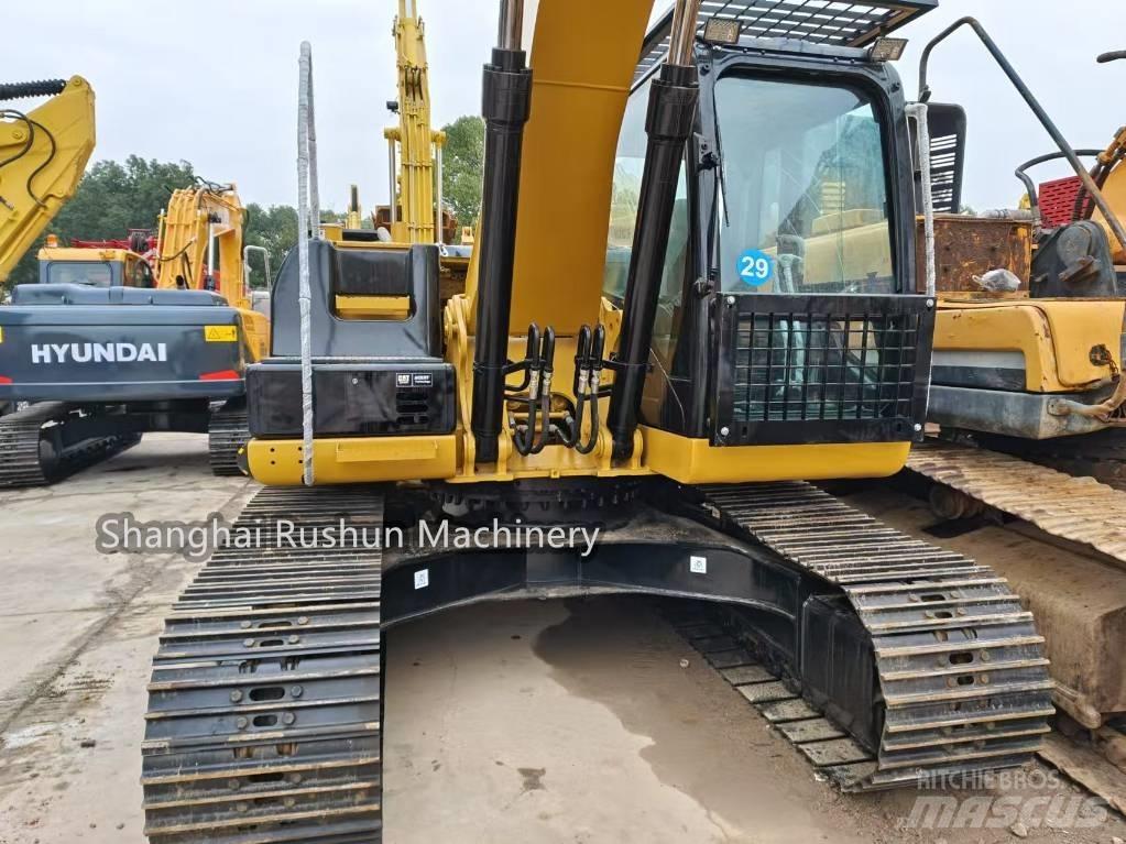 CAT 320D2 Telakaivukoneet