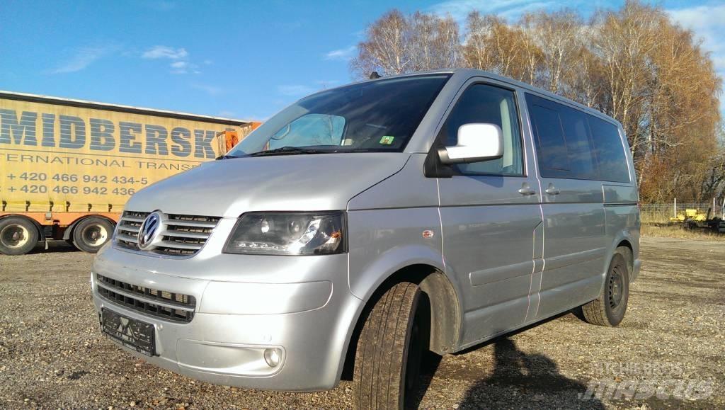 Volkswagen Multivan Minibussit