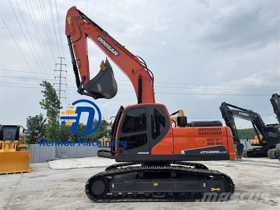 Doosan DX 225 LC-9C Telakaivukoneet