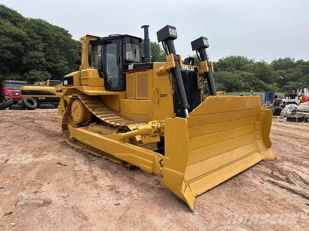 CAT D 8 R Telaketjupuskutraktorit