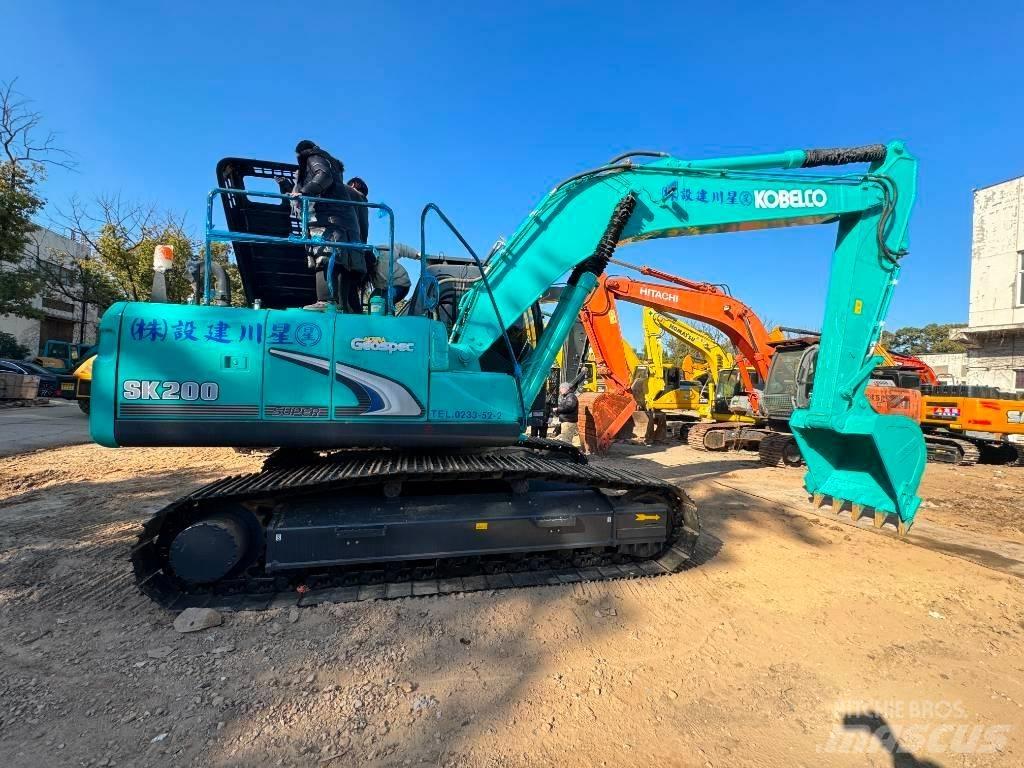 Kobelco SK 200-8 Telakaivukoneet