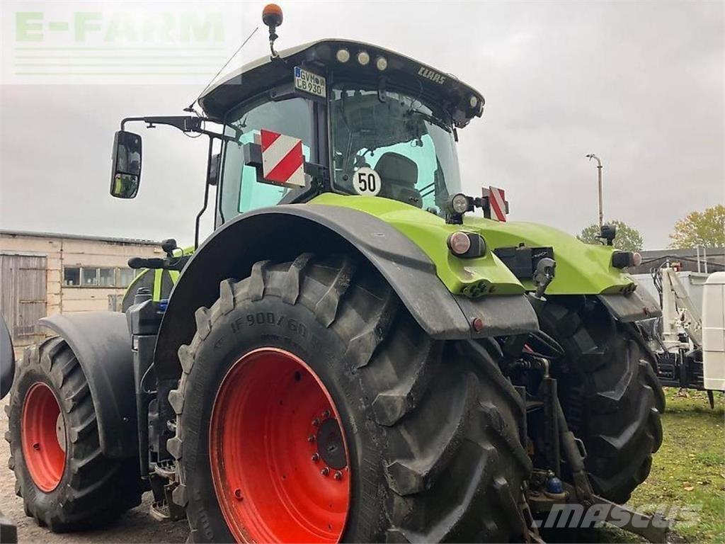 CLAAS axion 930 Traktorit
