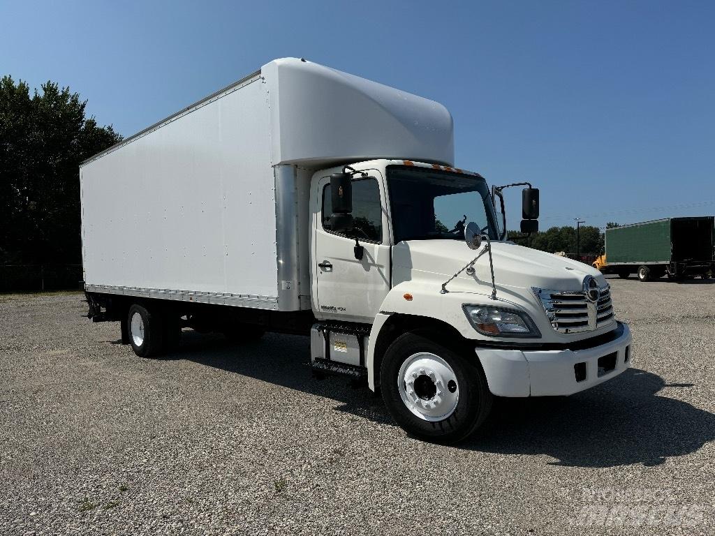 Hino 238 Umpikorikuorma-autot