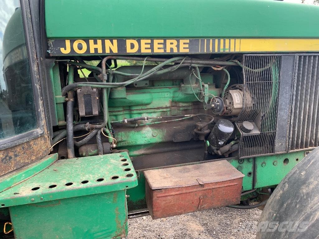 John Deere 3350 Traktorit