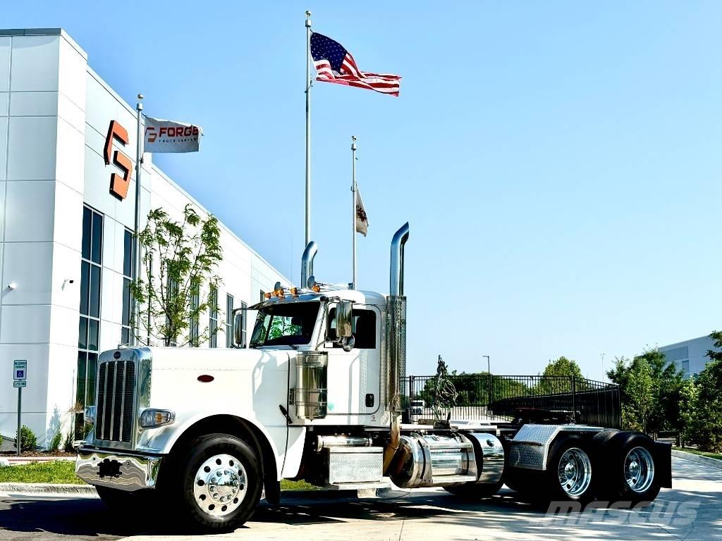 Peterbilt 389 Vetopöytäautot