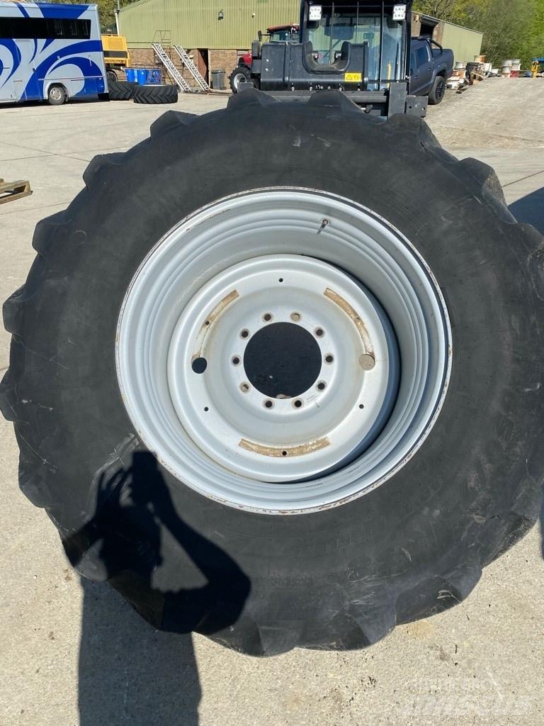 Case IH Puma Renkaat ja vanteet