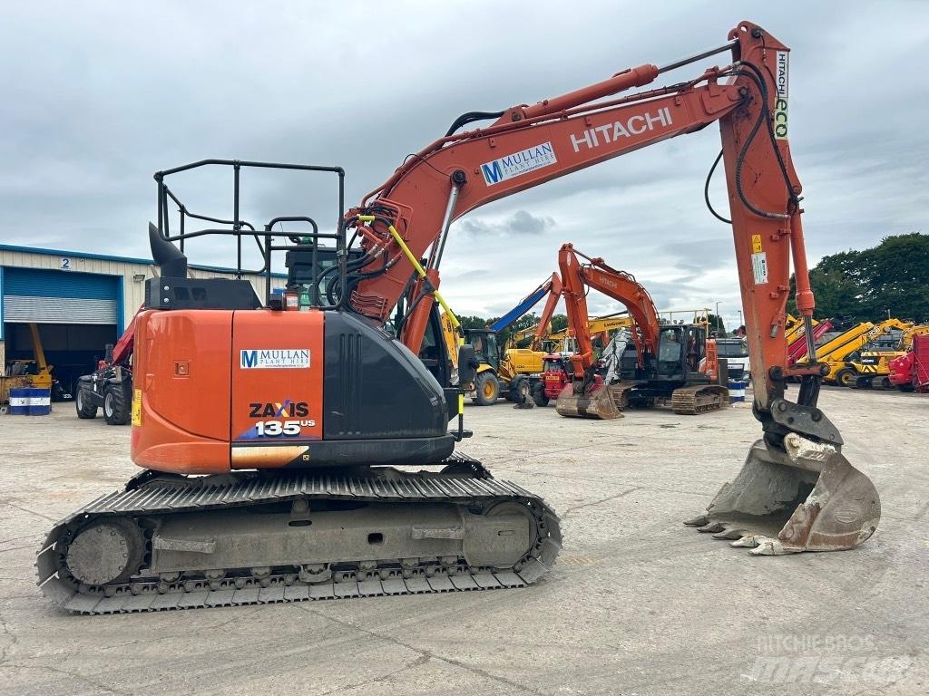 Hitachi ZX135 US-6 Telakaivukoneet