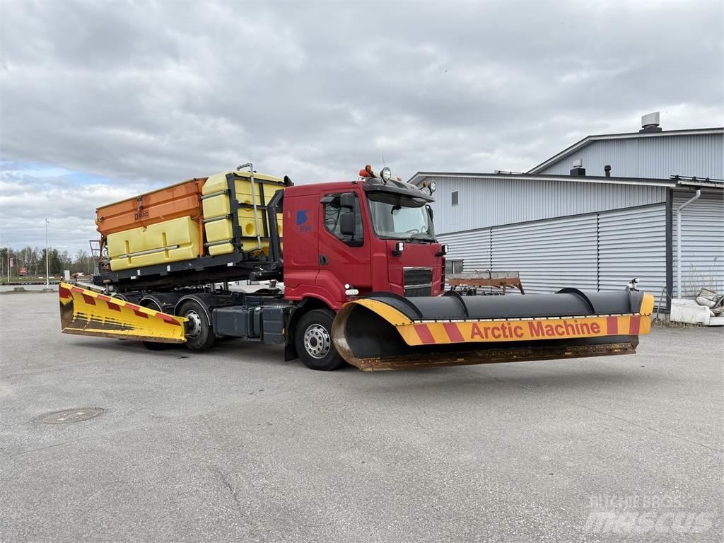 Sisu R500 8X2 Vaihtolava-autot