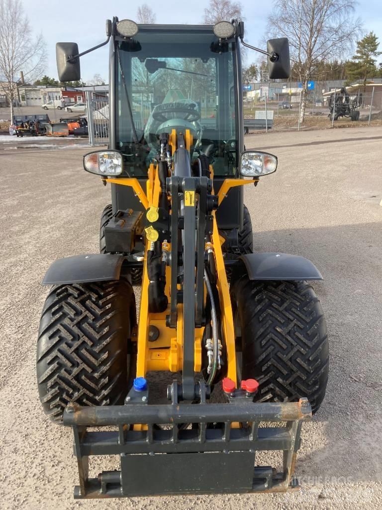 Schäffer 2445s Yleiskuormaajat