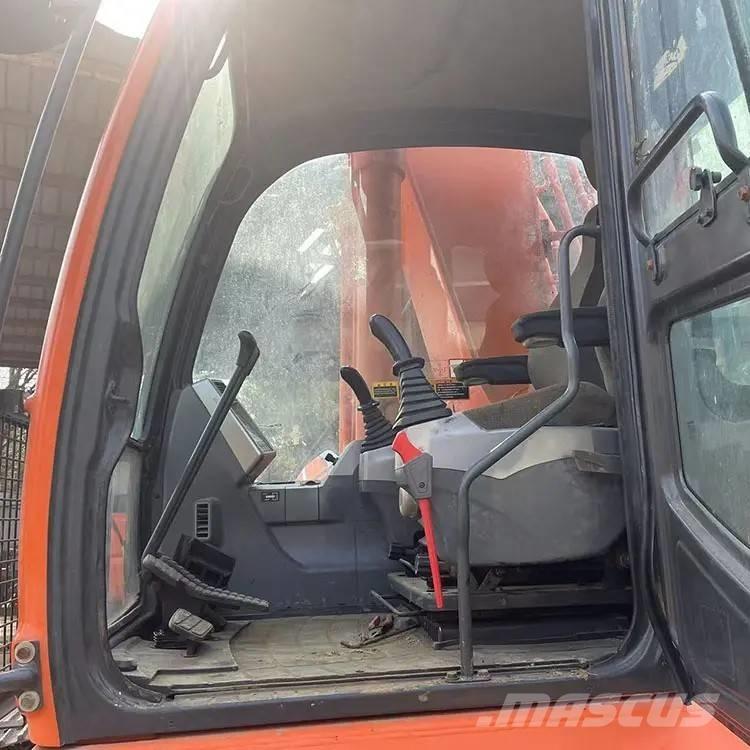 Doosan DX 300 LC Minikaivukoneet < 7t