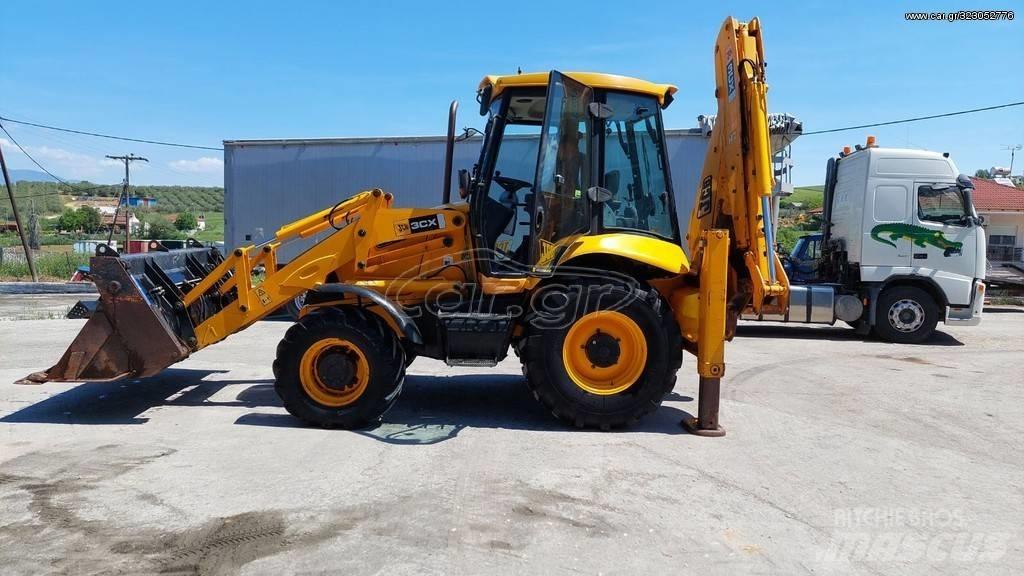 JCB 3 CX Kaivurikuormaajat