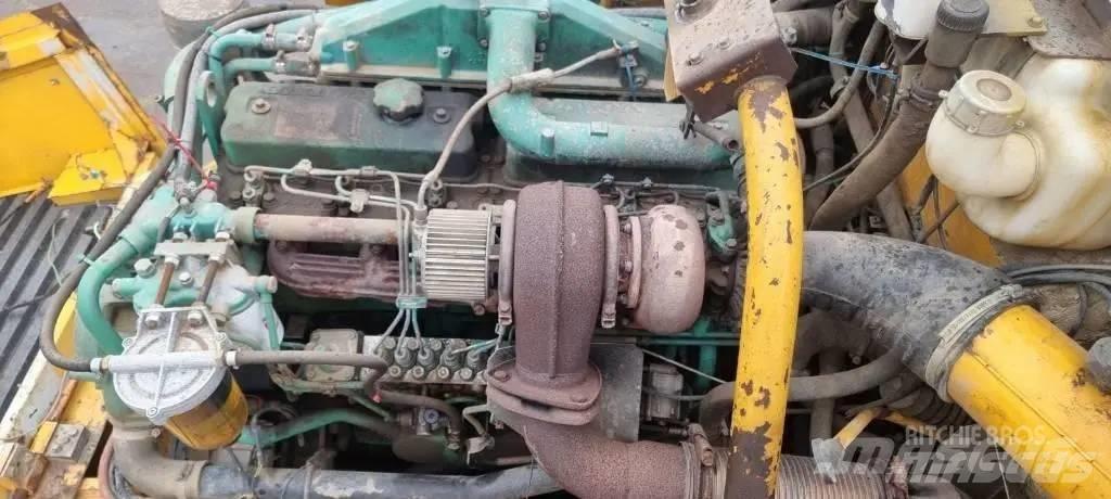Volvo A 25 C 6X6 Dumpperit