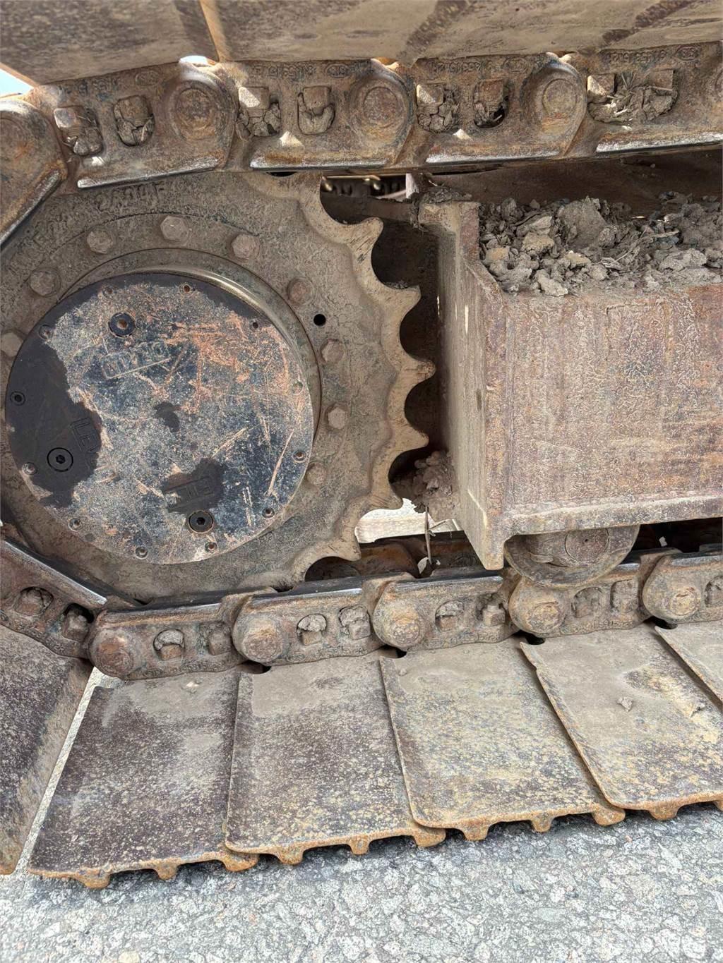 Doosan DX140cr Telakaivukoneet