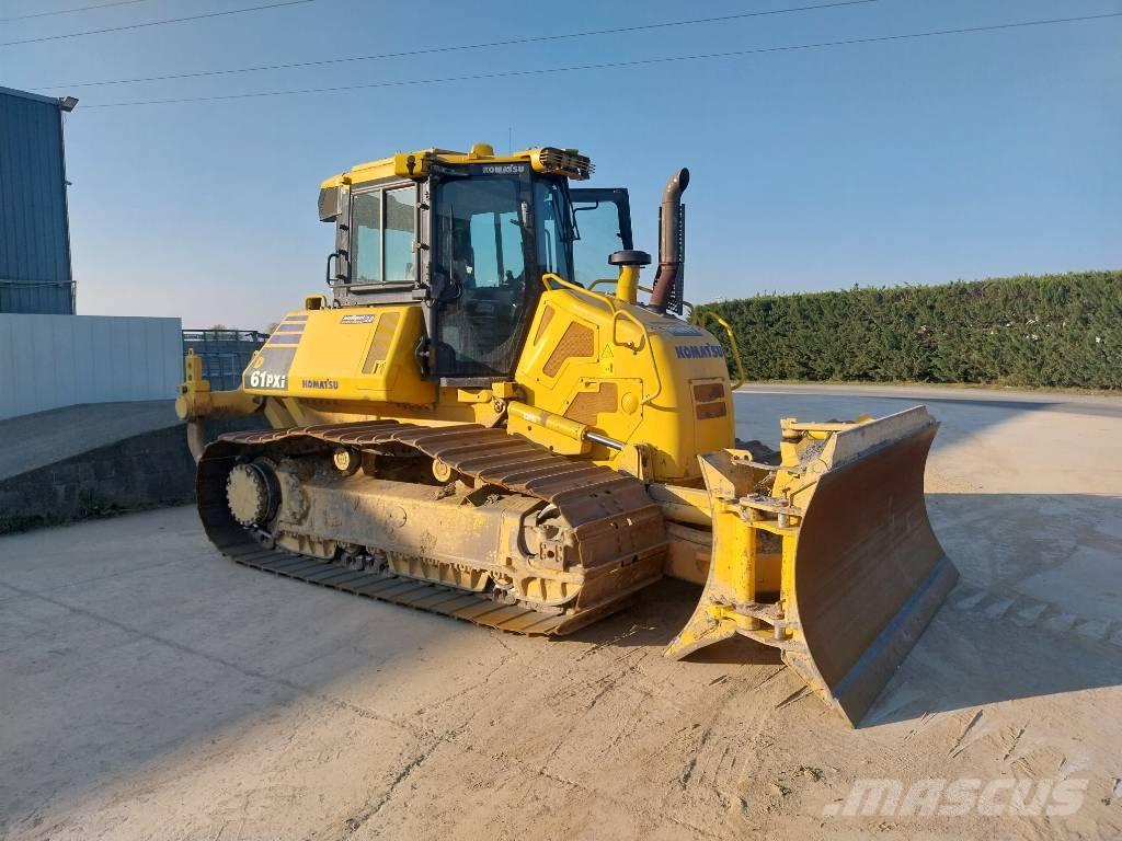 Komatsu D61PXi-24 Telaketjupuskutraktorit
