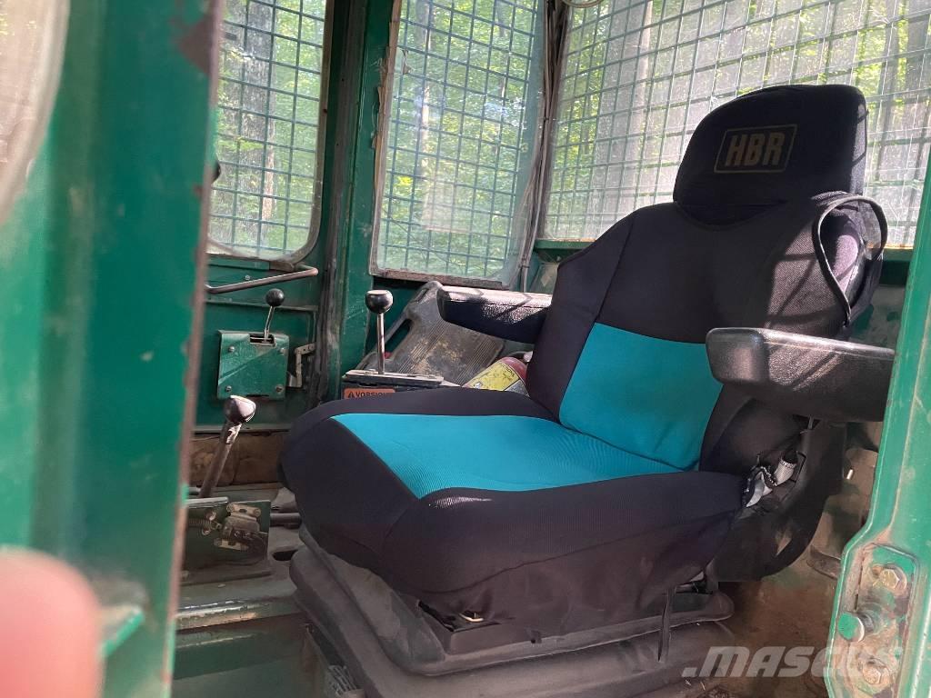 Timberjack 240C Juontokoneet