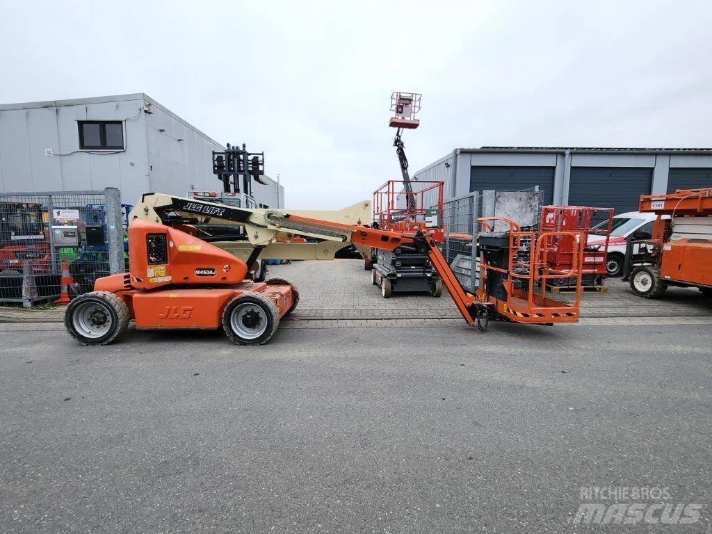 JLG M 450 AJ Kuukulkijat