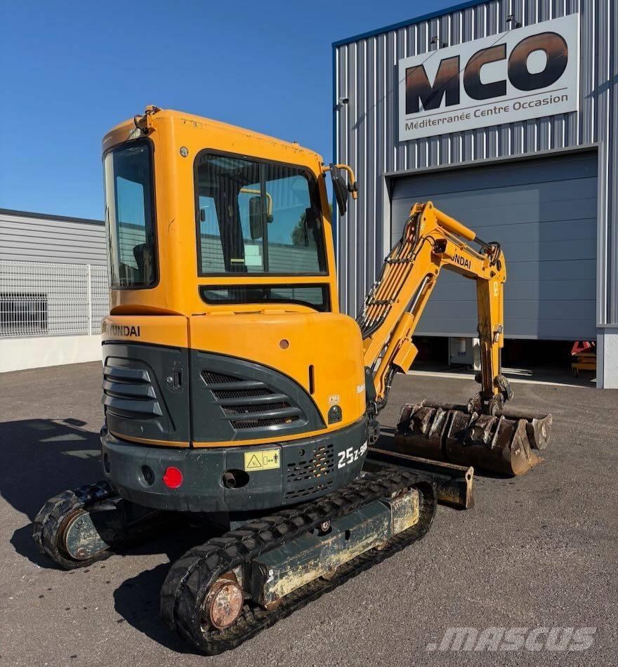 Hyundai R25Z-9 AK Minikaivukoneet < 7t