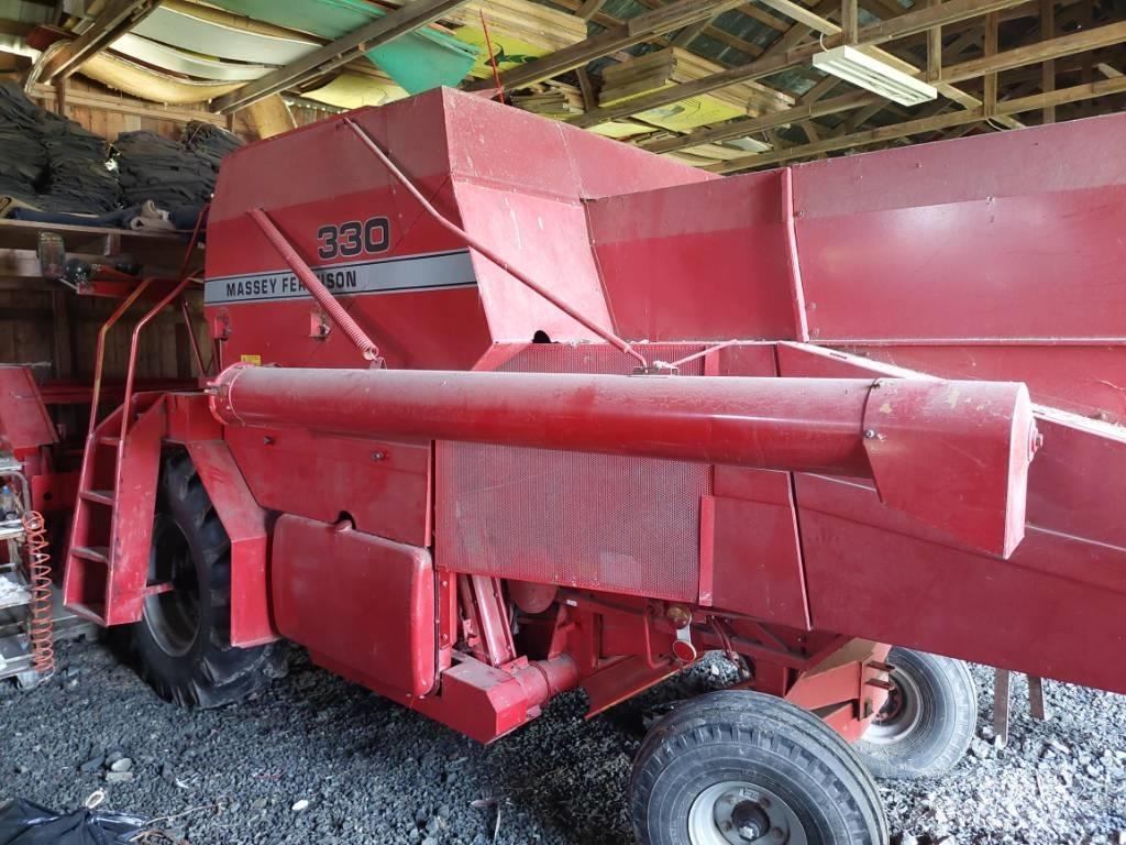 Massey Ferguson 330 Leikkuupuimurit