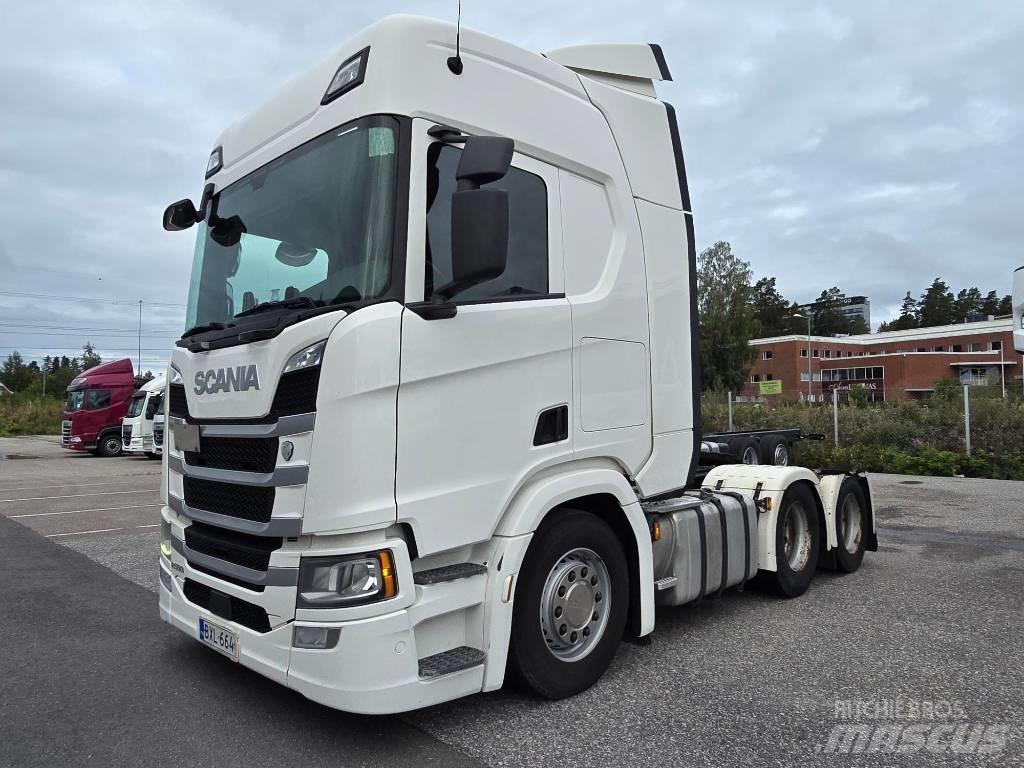 Scania R 500 6x2 Vetopöytäautot