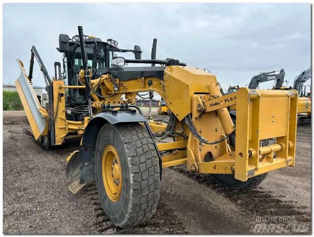 CAT 12 M 3 Tiehöylät