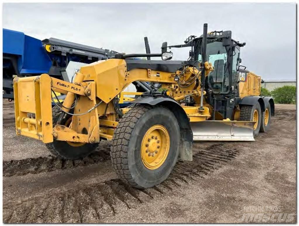CAT 12 M 3 Tiehöylät