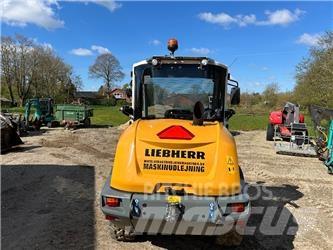 Liebherr L 504 Pienkuormaajat