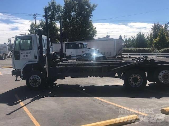 Sterling SC 8000 Autonkuljetusautot