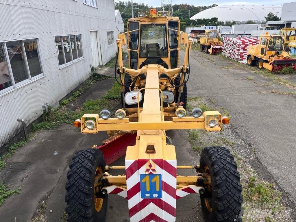 Mitsubishi MG 500 Tiehöylät