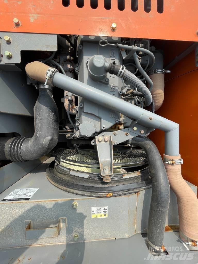 Hitachi ZX 200 Telakaivukoneet