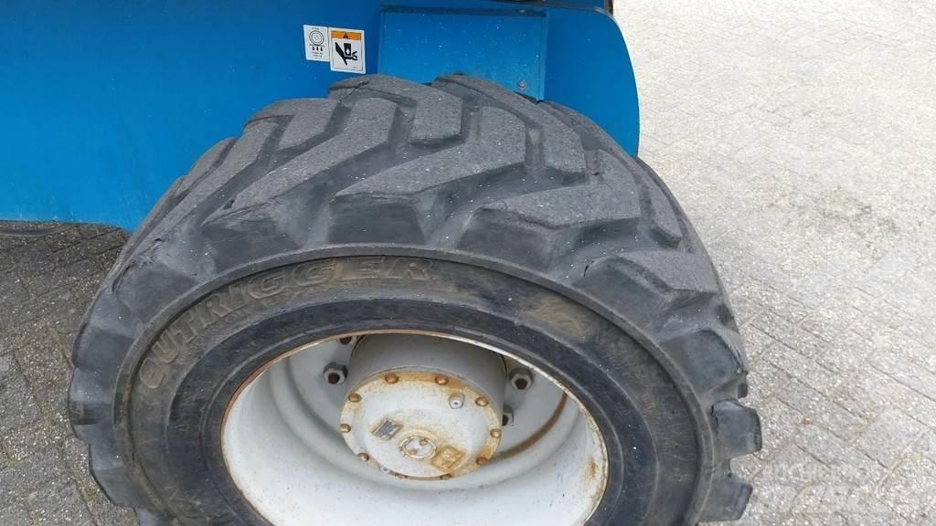 Genie S105 4X4X4 Teleskooppipuominostimet