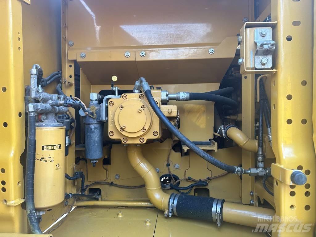 CAT 320 GC Telakaivukoneet