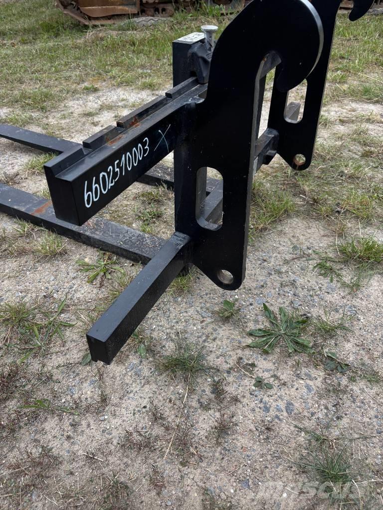 JCB 406 / 407 Trukkihaarukat