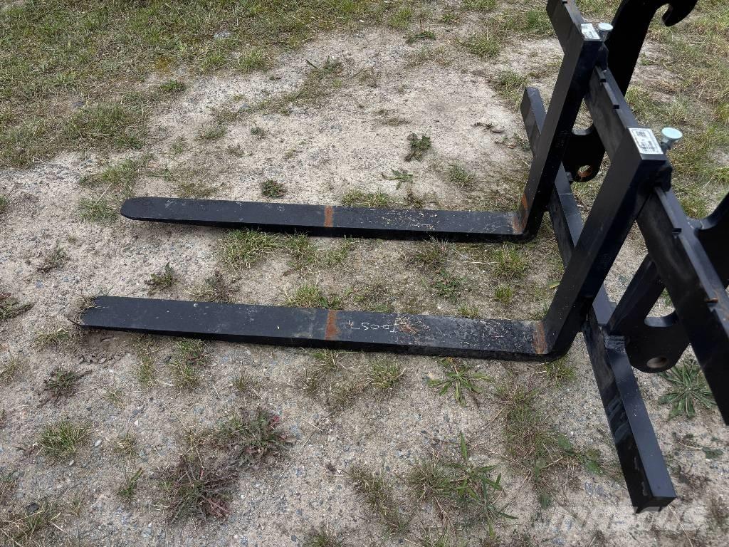 JCB 406 / 407 Trukkihaarukat