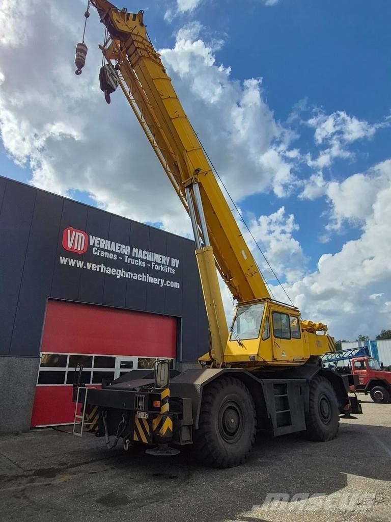 Tadano tr-400e Mobiilinosturit